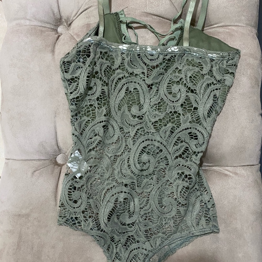 Body suite - Picture 3 of 3